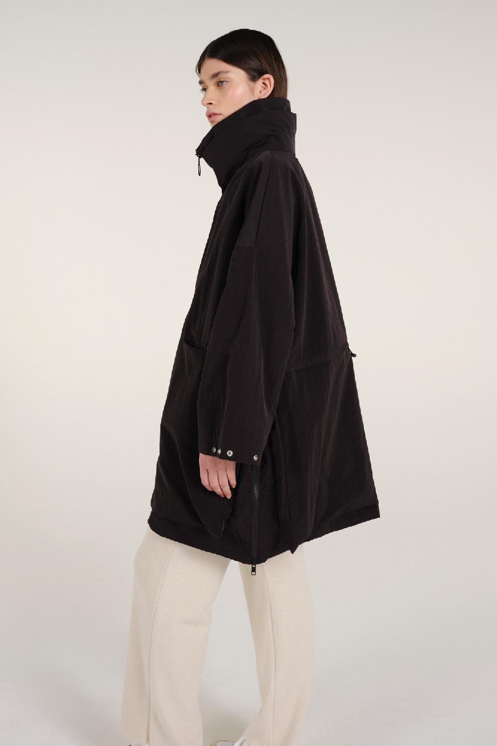 Embassy of Bricks and Logs VISTA COAT BLACK