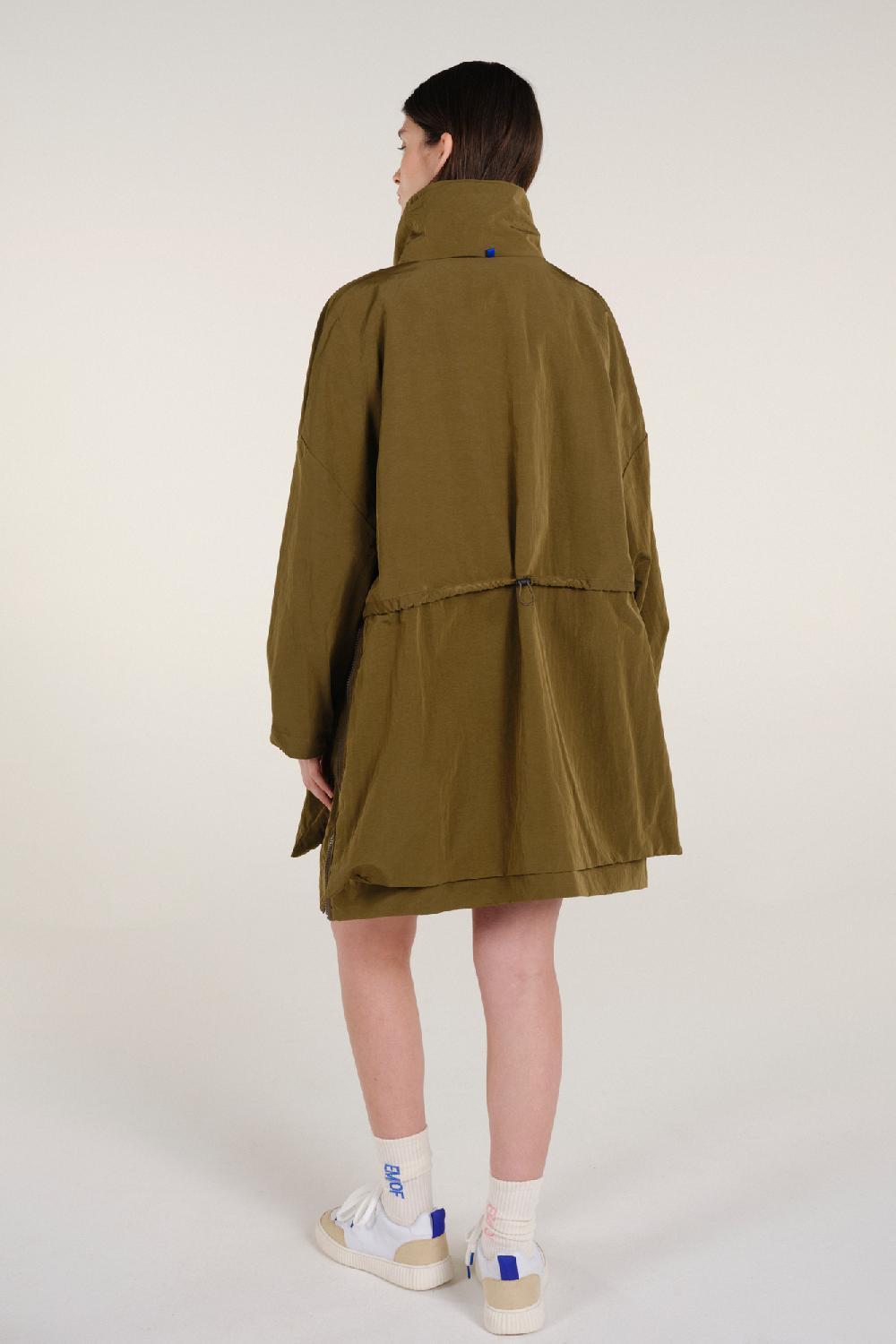 Embassy Of Bricks And Logs VISTA COAT