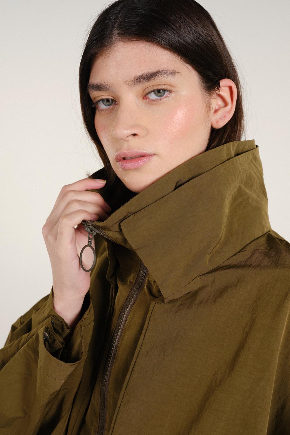 Embassy of Bricks and Logs VISTA COAT