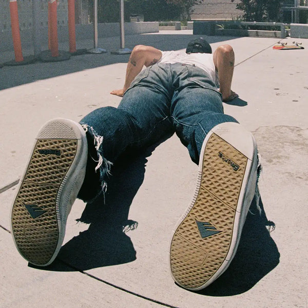 Emerica Romero Laced Low-Top Shoe CARBON
