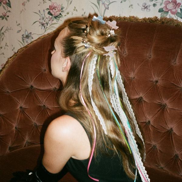 Emi Jay Works Well With Baby Heartbreaker Clip