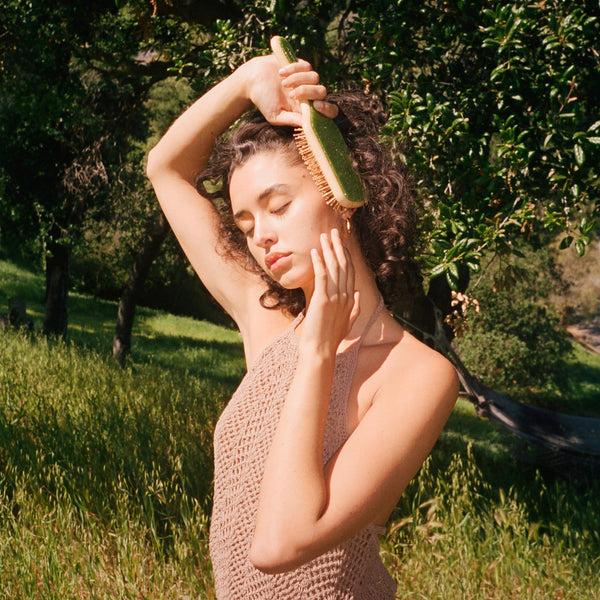 Emi Jay Works Well With Bamboo Paddle Brush