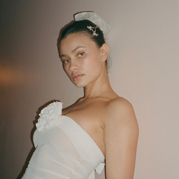 Emi Jay Works Well With Barrette Set