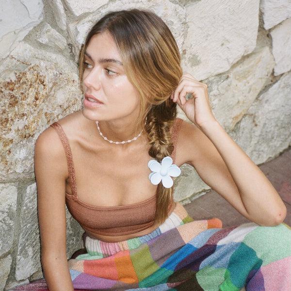 Emi Jay Works Well With Big Daisy Clip