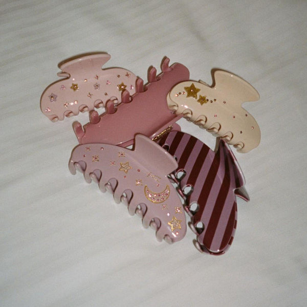 Emi Jay Works Well With Big Effing Clip