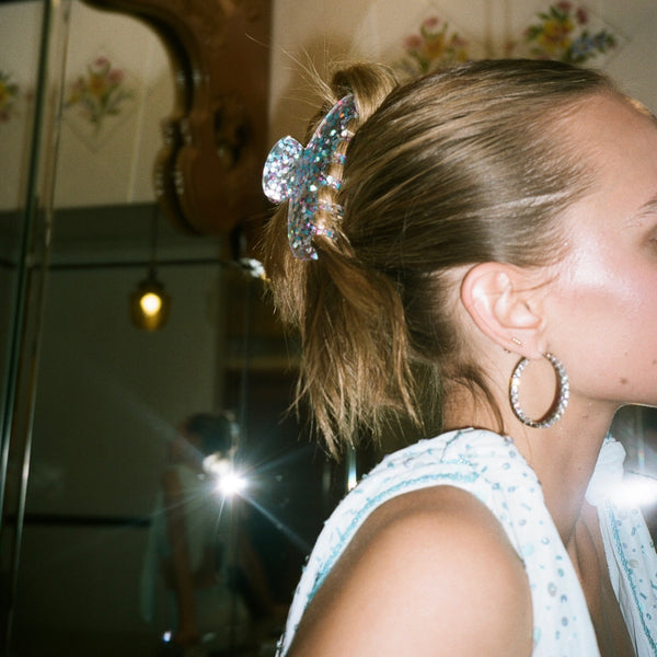 Emi Jay Works Well With Big Effing Clip