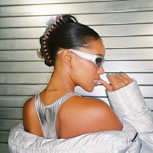 Emi Jay Works Well With Big Effing Clip