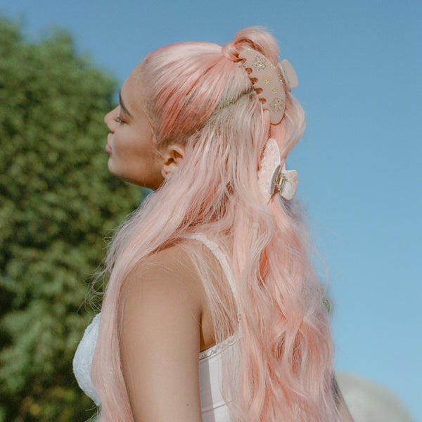 Emi Jay Works Well With Big Effing Clip