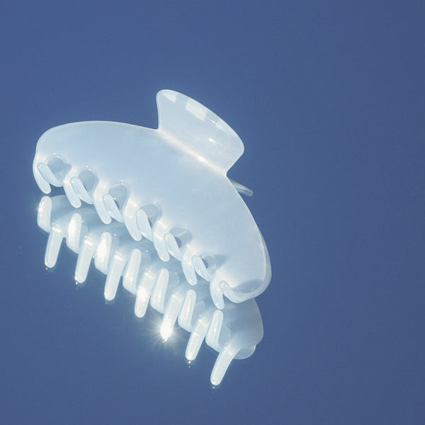 Emi Jay Works Well With Big Effing Clip