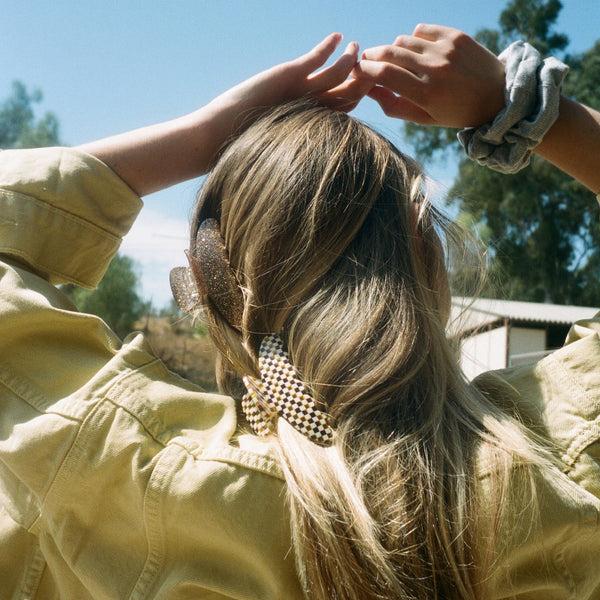 Emi Jay Works Well With Big Effing Clip