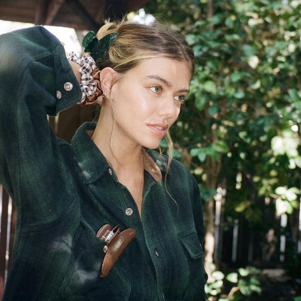 Emi Jay Works Well With Big Effing Clip