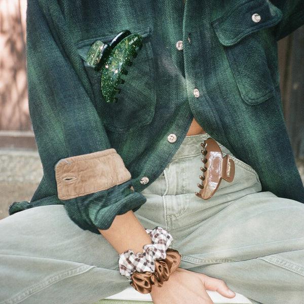 Emi Jay Works Well With Big Effing Clip