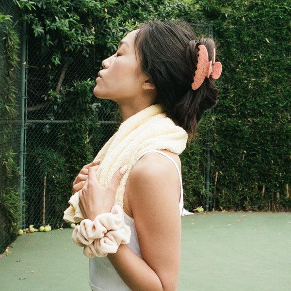 Emi Jay Works Well With Big Effing Clip