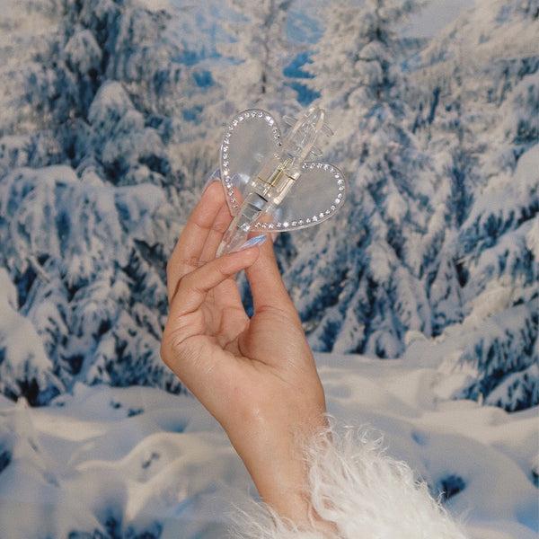 Emi Jay Works Well With Cozy Clip