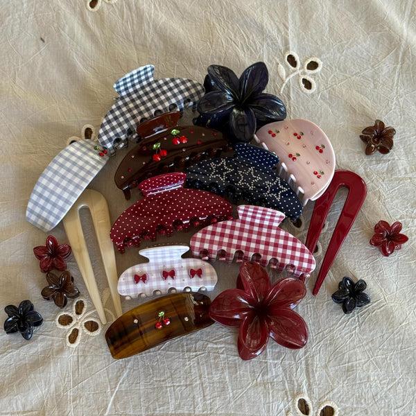 Emi Jay Works Well With Hair Pin