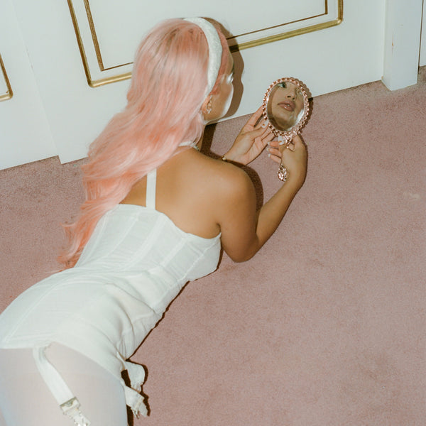 Emi Jay Works Well With Halo Headband