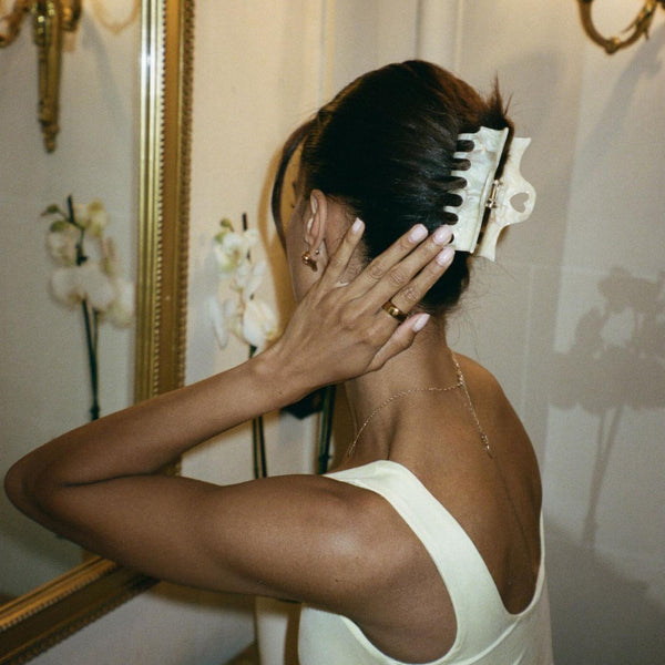 Emi Jay Works Well With Heartbreaker Clip