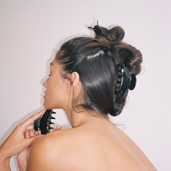 Emi Jay Works Well With Lil Effing Clip