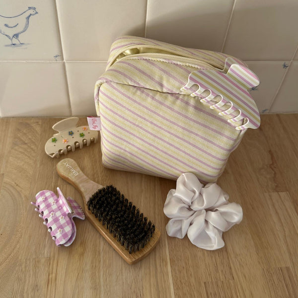 Emi Jay Works Well With Linen Pouch