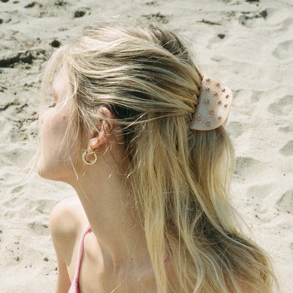 Emi Jay Works Well With Luna Clip