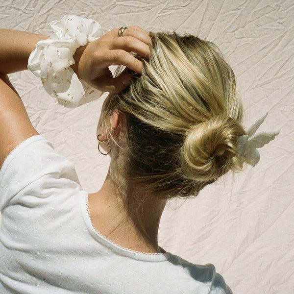 Emi Jay Works Well With Papillon Clip