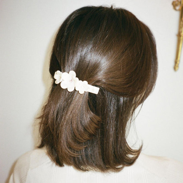 Emi Jay Works Well With Ponytail Barrette