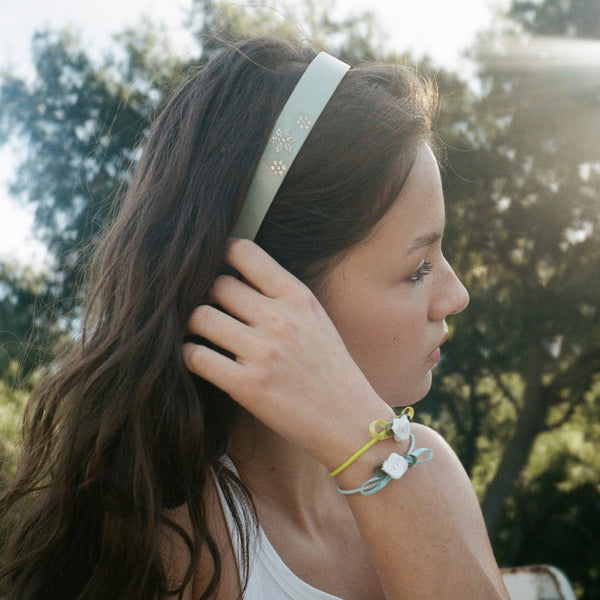 Emi Jay Works Well With Ponytail Holder Set