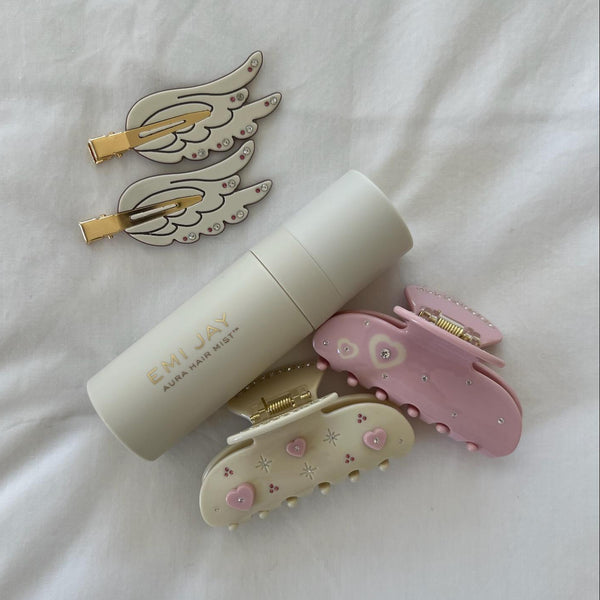 Emi Jay Works Well With Popstar Clips