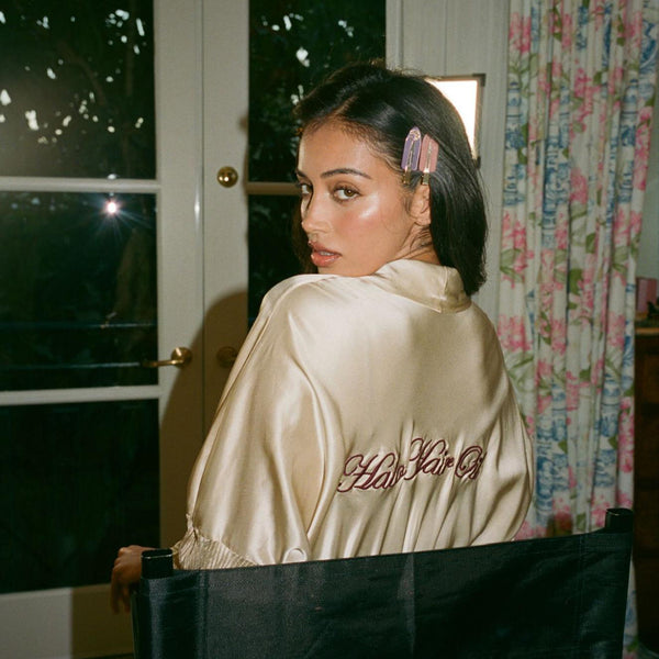 Emi Jay Works Well With Popstar Clips