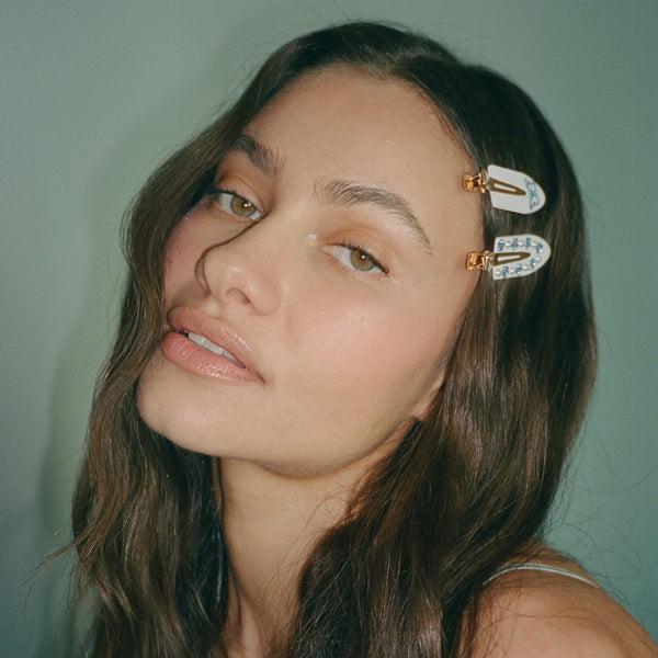 Emi Jay Works Well With Popstar Clips