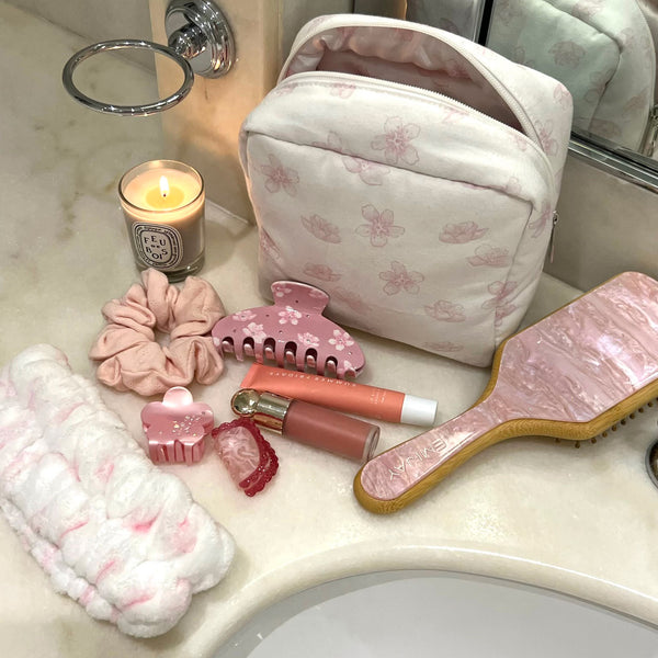 Emi Jay Works Well With Sugar Blossom Pouch