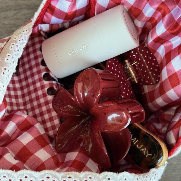 Emi Jay Works Well With Super Bloom Clip