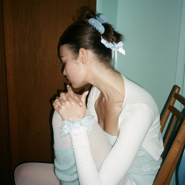 Emi Jay Works Well With Sweetheart Clip