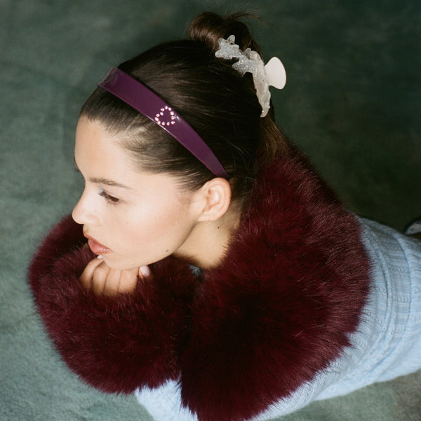 Emi Jay Works Well With Sweetheart Clip