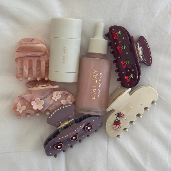 Emi Jay Works Well With Sweetheart Clip