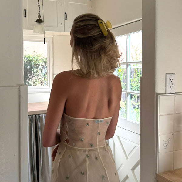 Emi Jay Works Well With Sweetheart Clip