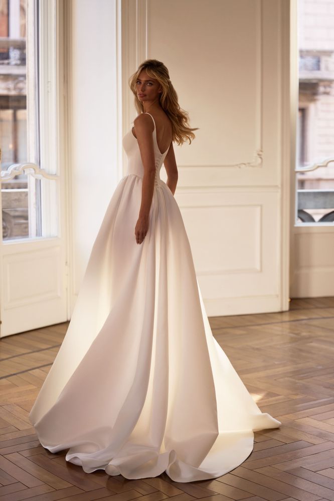 Emily Bridalwear Delmora Milla Nova - Emily Bridal