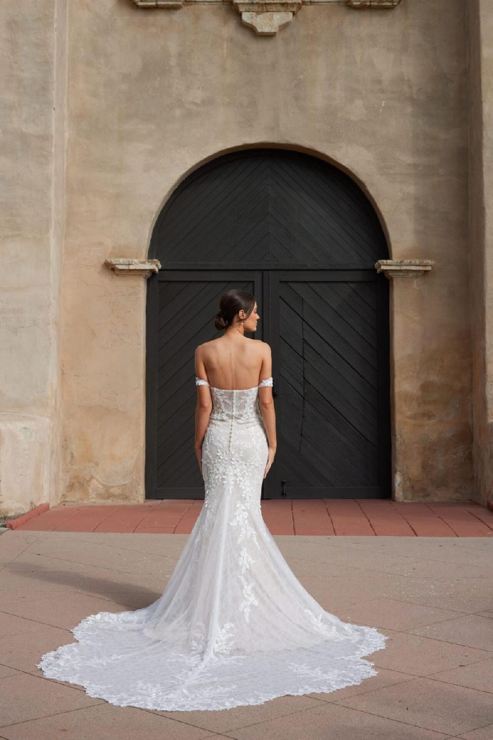 Emily Bridalwear Laura Essense Of Australia - Emily Bridal