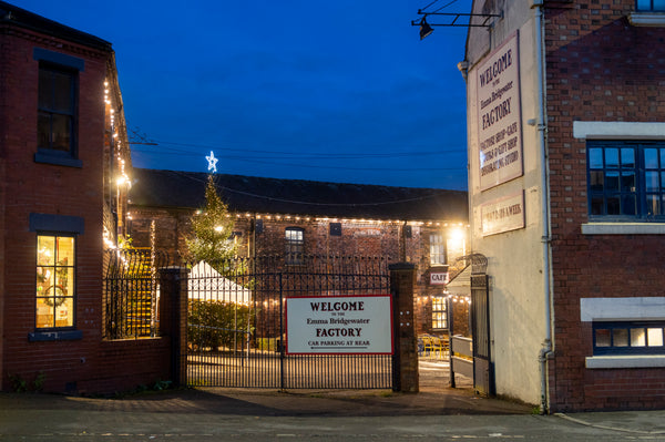 Emma Bridgewater Christmas Wreath Making With Afternoon Tea