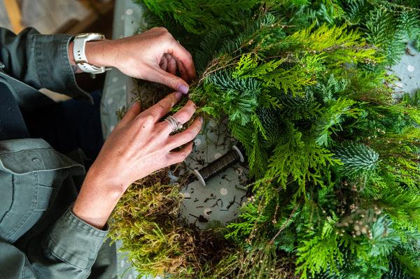 emma bridgewater Crafting for Christmas Evening - Wreath Making