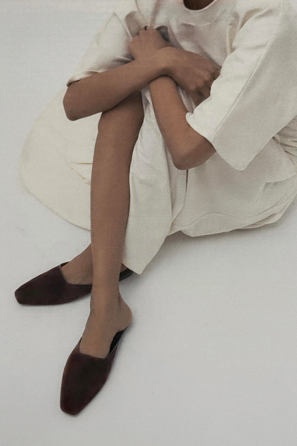 Emme Parsons Flat Mule In Espresso Suede