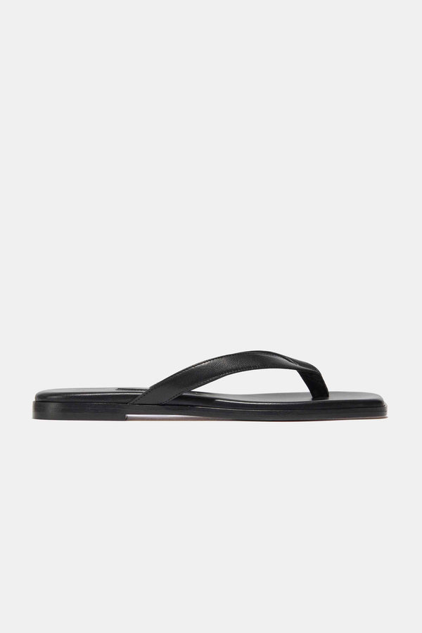 emme parsons Meta in Black Nappa