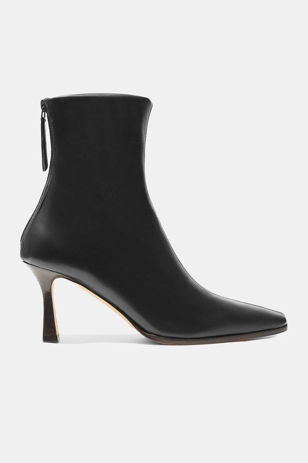 emme parsons Stretch Boot in Black Nappa