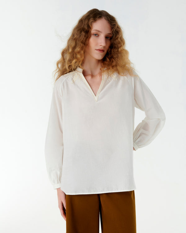 emporio sirenuse Ilizia Blouse with Greek Rooster Embroidery