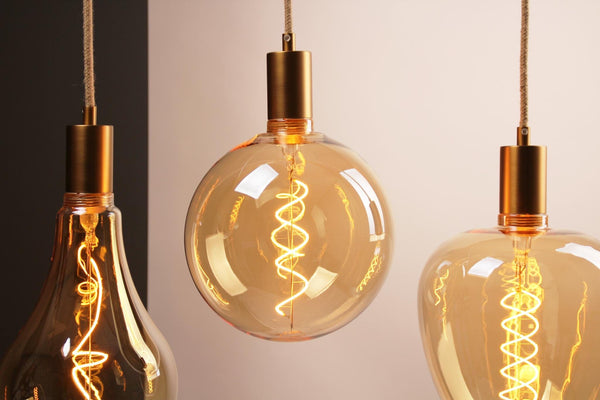 Enamel Shades Vintlux E27 Dimmable LED Filament Lamp 4W S190 265lm 2200K - Kyodai Onixx Apple XXL Gold