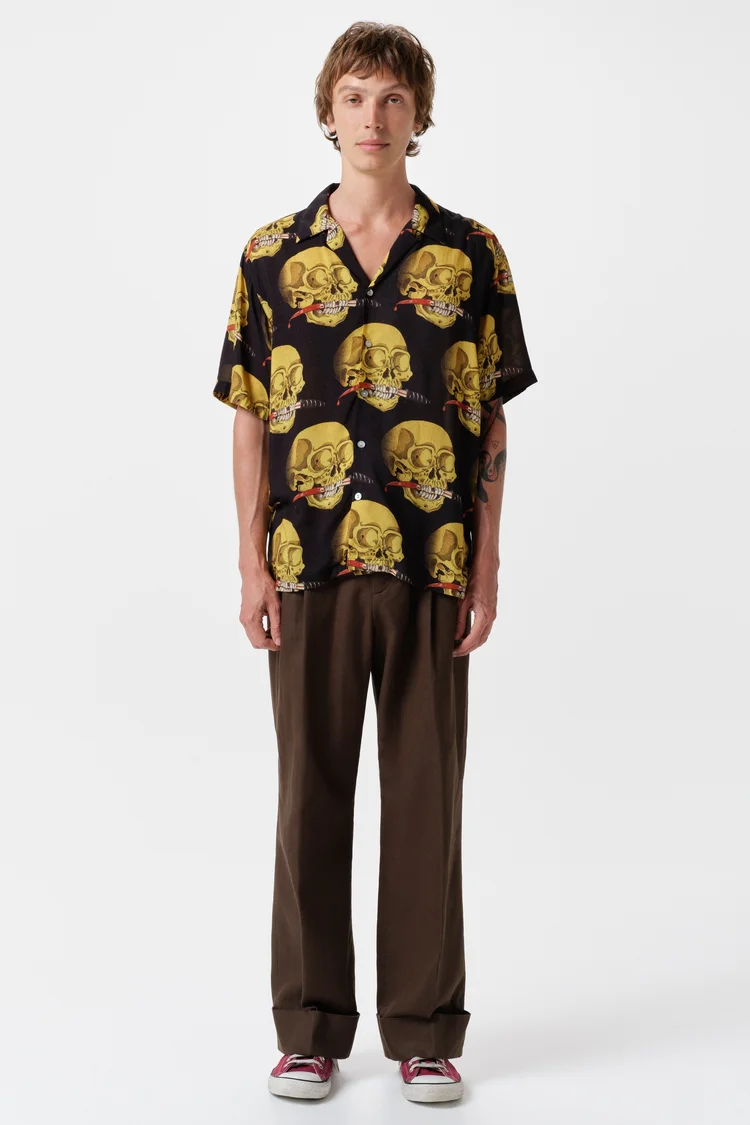 endless joy SKULL BLACK SHORT SLEEVE SHIRT