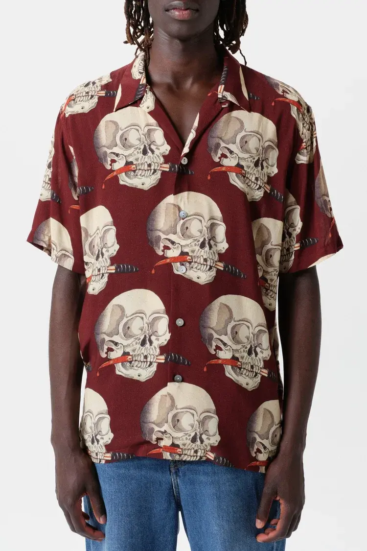 Endless Joy SKULL OX-BLOOD SHORT SLEEVE SHIRT