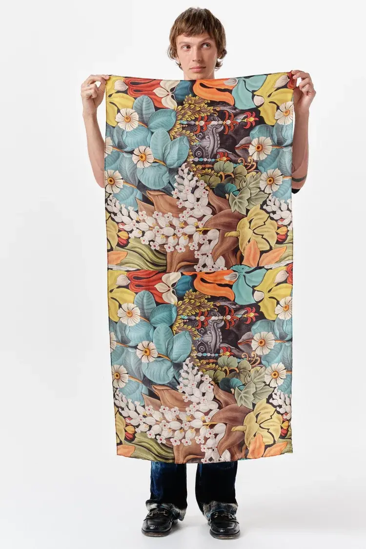 endless joy TUMBUHAN SILK SATIN SCARF