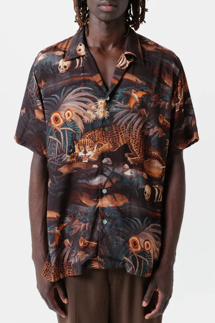 Endless Joy LEOPARDO JUNGLE DARK SHORT SLEEVE SHIRT