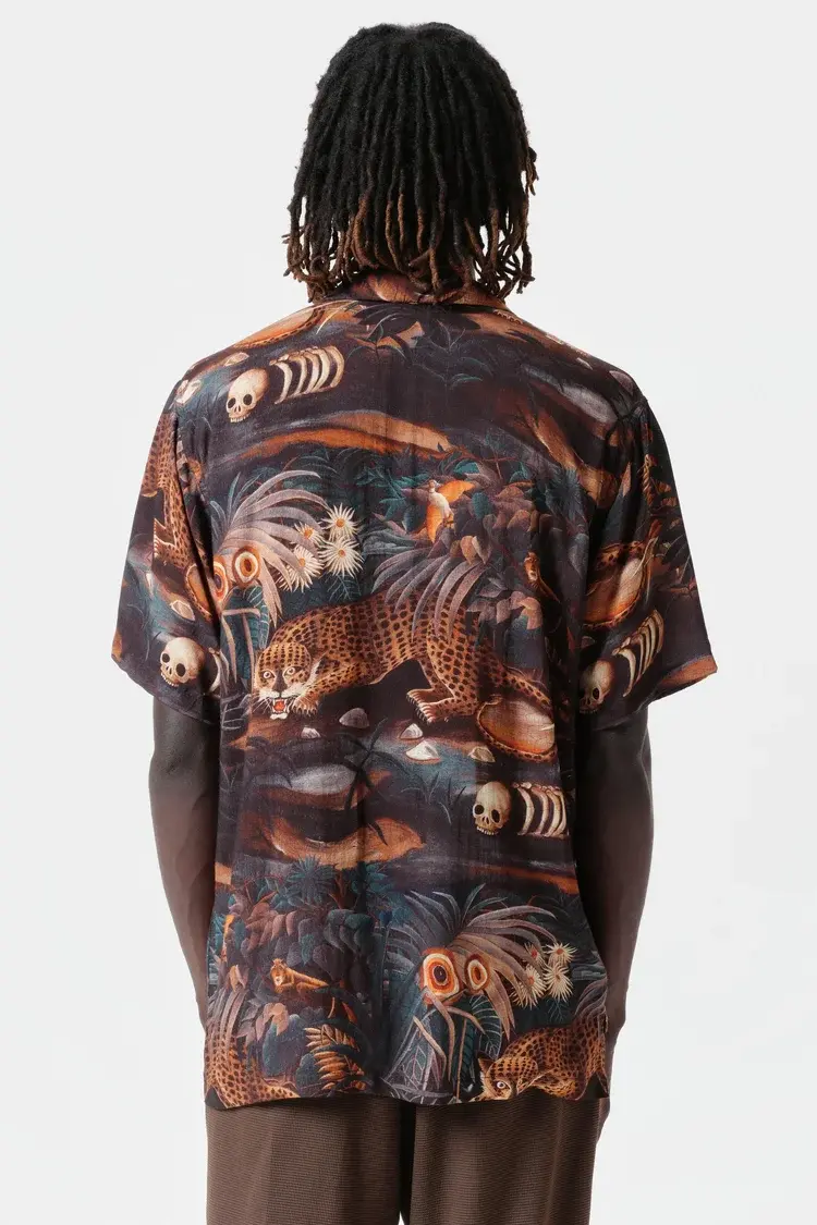 Endless Joy LEOPARDO JUNGLE DARK SHORT SLEEVE SHIRT